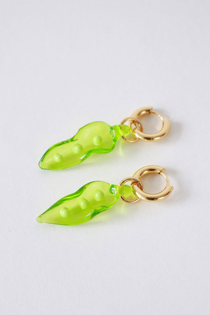 Pea in a Pod Earrings in Green (6567346765910)