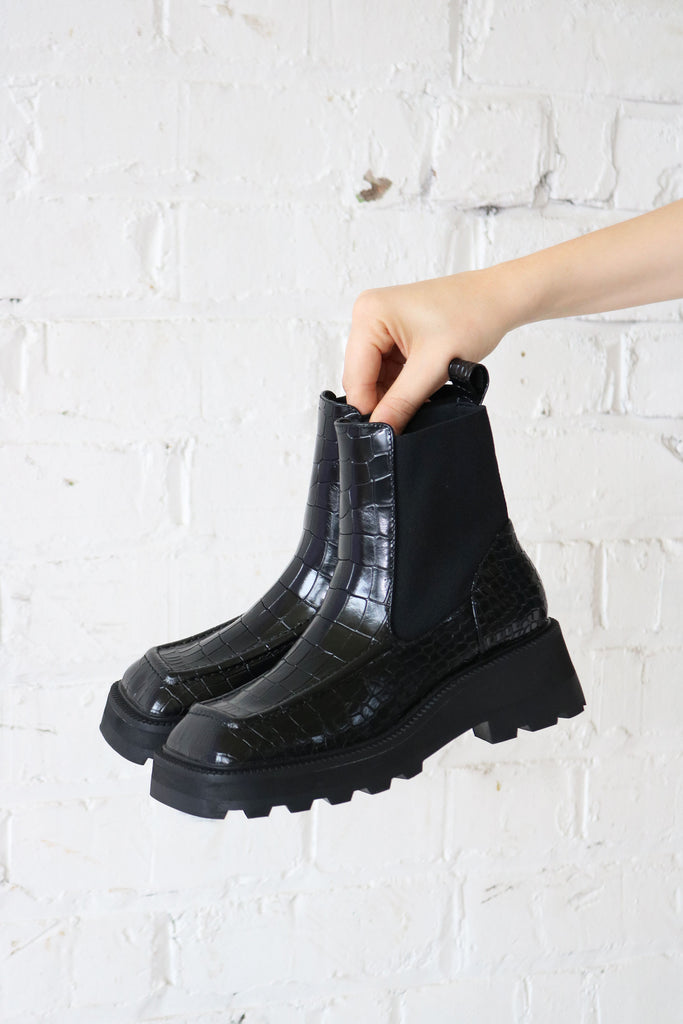 Champs Boots in Black (6633705373782)