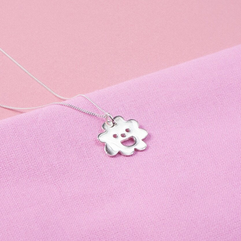 Smiley Flower Necklace (4970076864598)