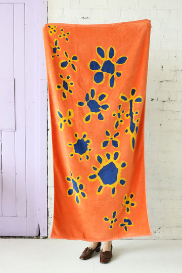 Silly Flowers Towel by Sounds (6700972965974)